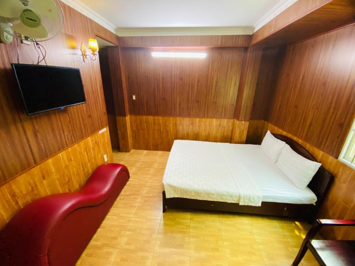 Thanh Nam 3 * TP. Hồ Chí Minh